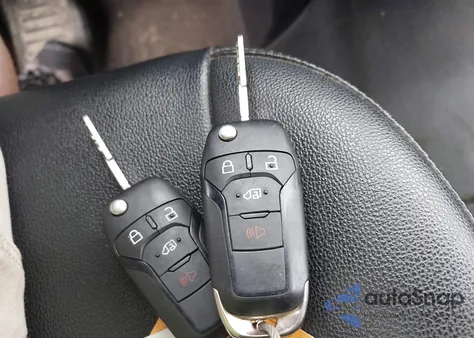 2023 Ford Transit T-250 z USA, uszkodzony, nr VIN 1FTBR3U89PKB38182